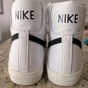 Nike Blazer Mid ‘77